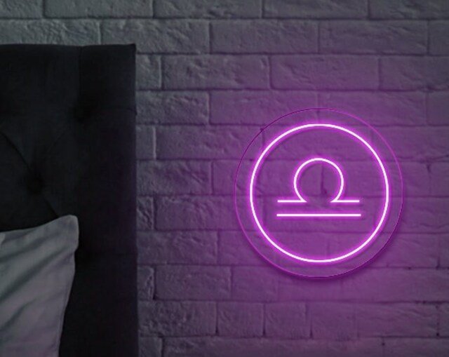 Bilancia Neon - Skizzografico