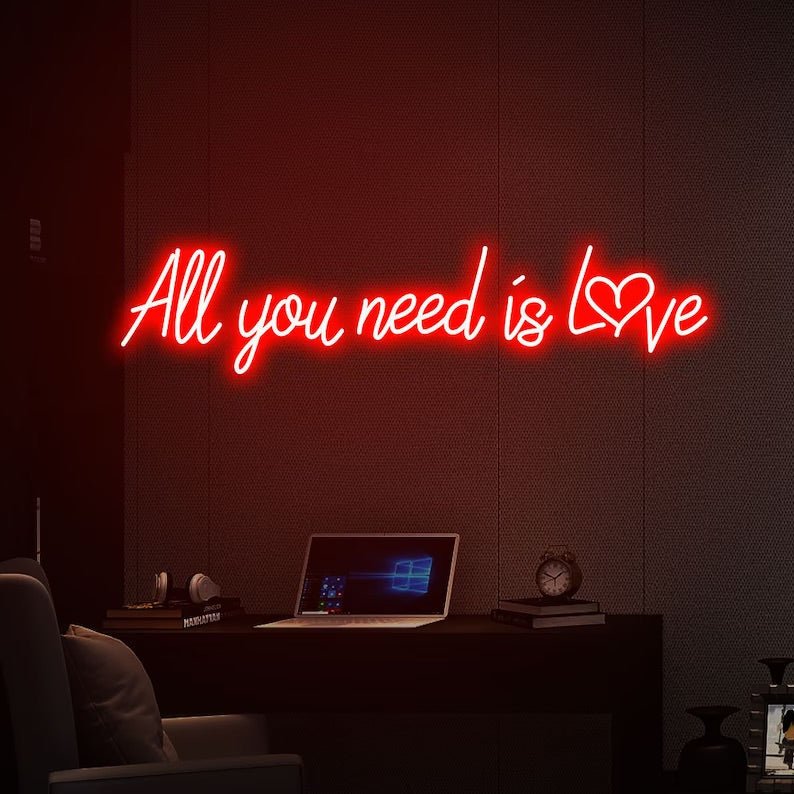 All you need is love neon - Skizzografico